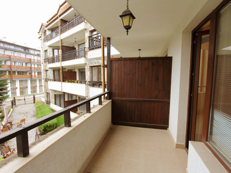 Priestranný dvojizbový apartmán v rezorte Parklands