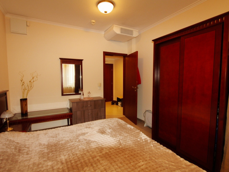 Zariadený dvojizbový apartmán v komplexe Downtown