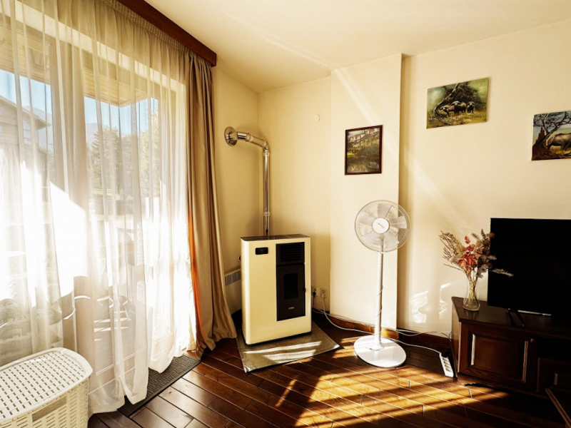 Kompletne zariadený jednoizbový apartmán v golfovom rezorte Pirin Golf & Country Club