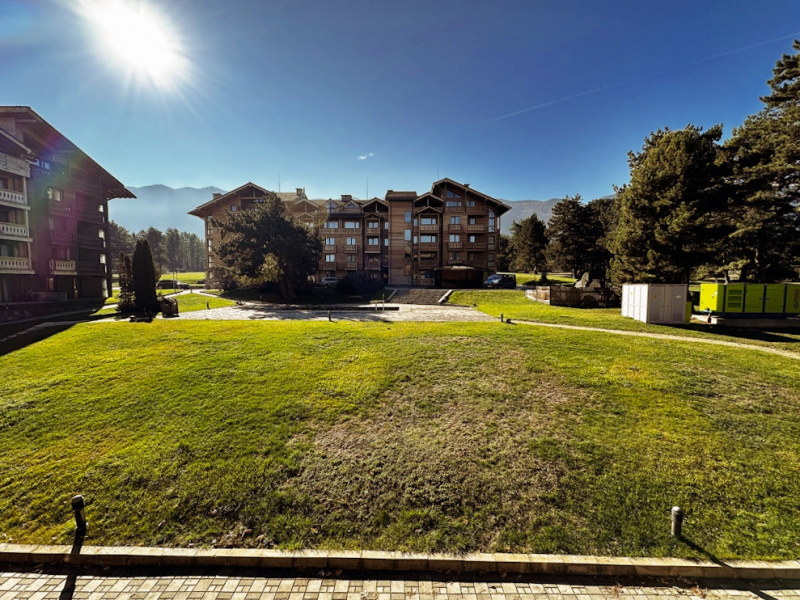 Kompletne zariadený jednoizbový apartmán v golfovom rezorte Pirin Golf & Country Club