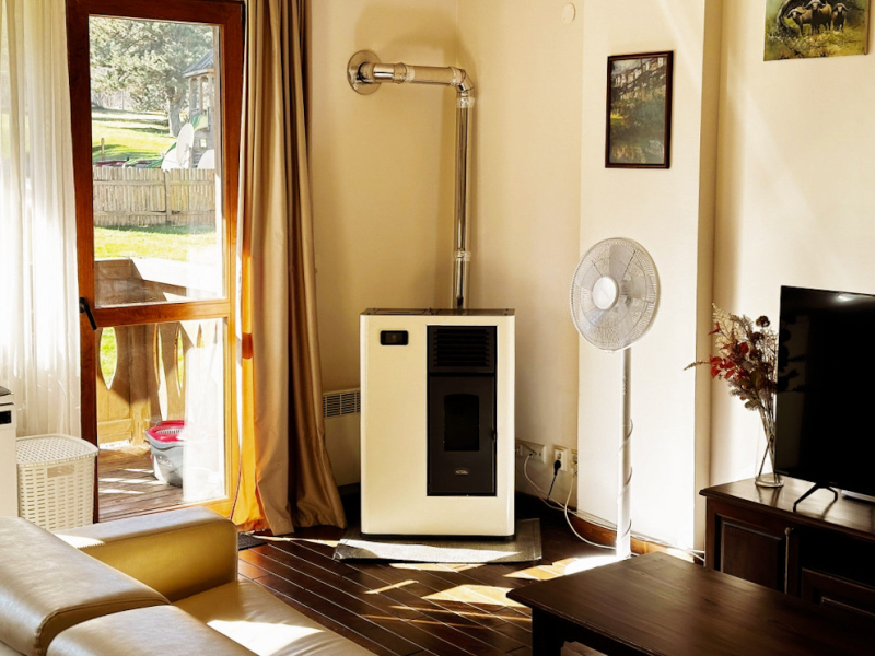 Kompletne zariadený jednoizbový apartmán v golfovom rezorte Pirin Golf & Country Club