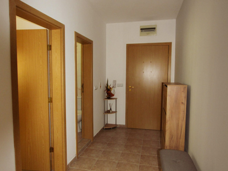 Útulný jednoizbový apartmán s dvoma balkónmi v komplexe Tri Hory