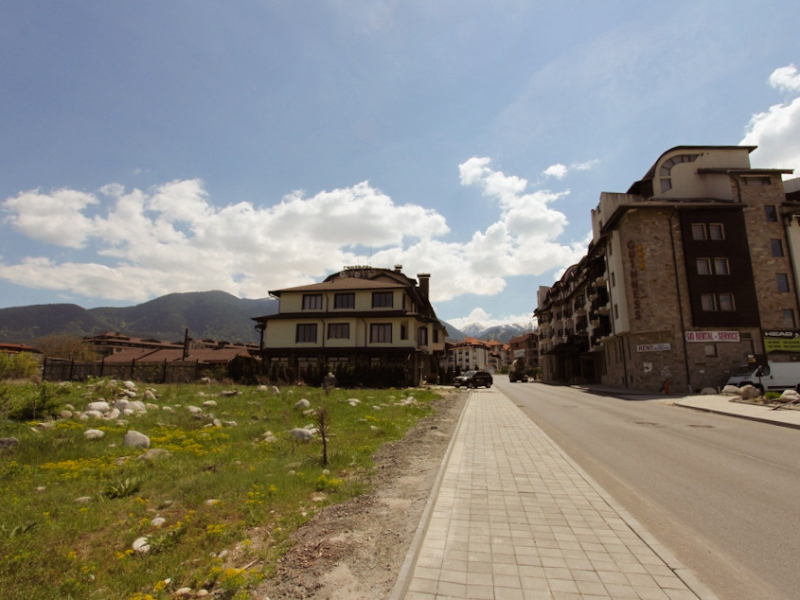 Rozsiahly regulovaný pozemok (UPI) len 200 metrov od lanovky – Bansko