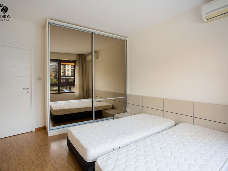 Priestranný apartmán č.508 s veľkou terasou v rezorte SIRENA – Zlaté piesky