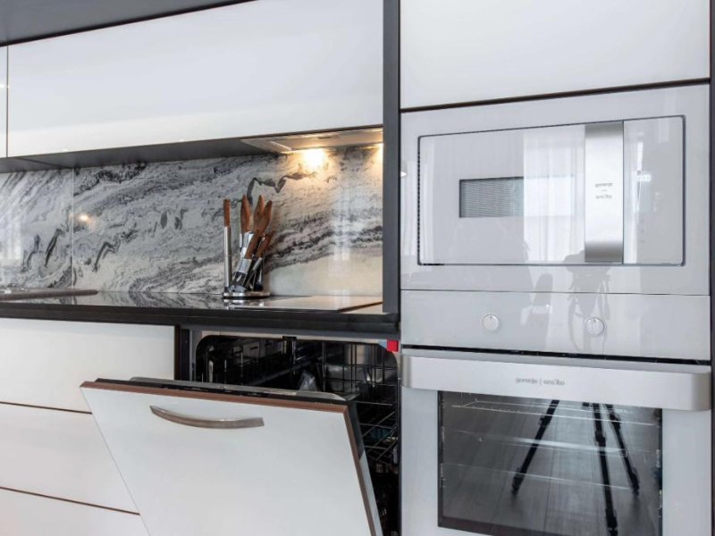 EXKLUZÍVNY APARTMÁN NA PLÁŽI | SUNNY DAY RESIDENCE