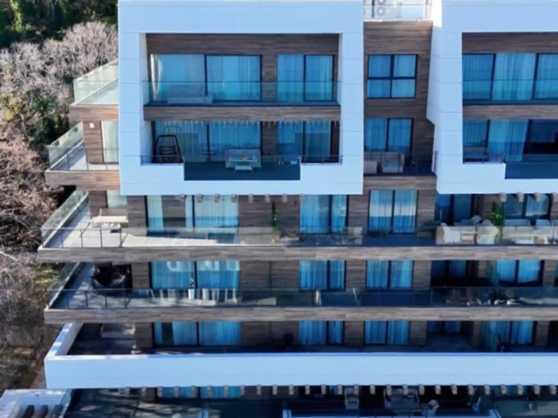 Elegantný apartmán s výhľadom do zelene – pokoj, súkromie a nadčasový dizajn