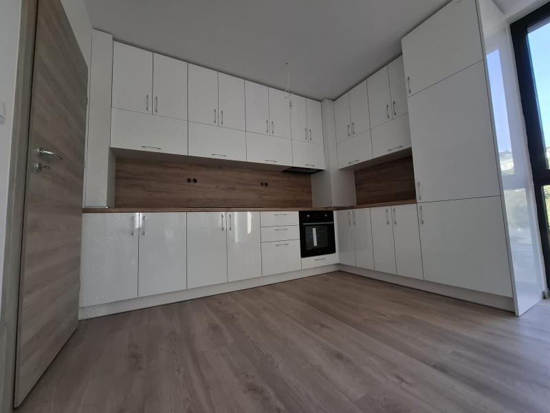 Luxusný 3-izbový apartmán s panoramatickým výhľadom na more – Azur Panorama