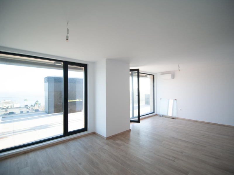 Vlajkový penthouse s panoramatickou terasou – absolútny luxus v rezorte Azur Panorama