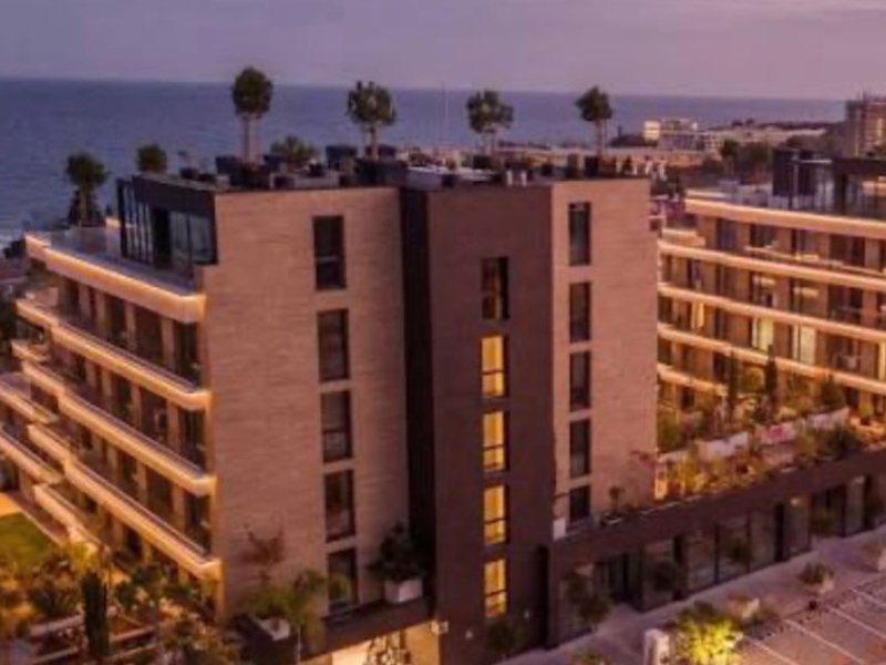 Azur Panorama 3 – Nový moderný apartmán s výhľadom na more