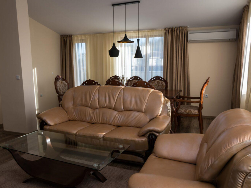 Apartmán č. 16 – Reprezentatívny luxusný apartmán s veľkou terasou a výhľadom na more | Long Beach Apartments