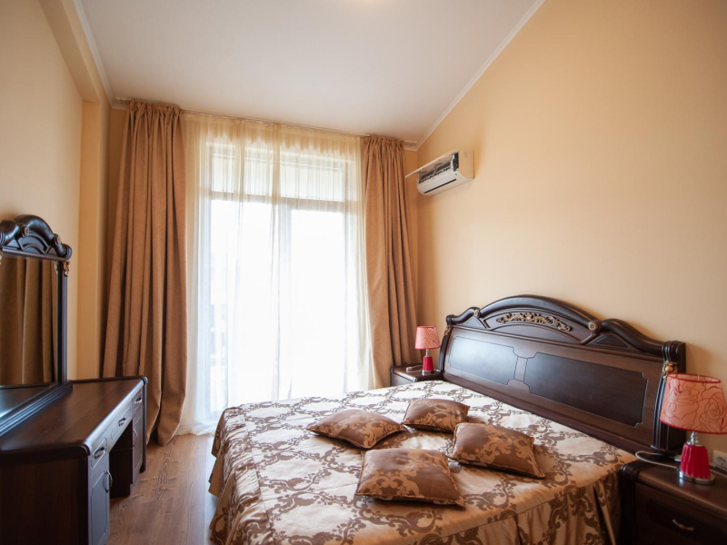 Apartmán č. 16 – Reprezentatívny luxusný apartmán s veľkou terasou a výhľadom na more | Long Beach Apartments