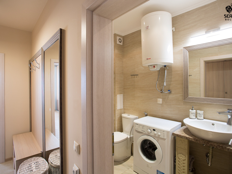 Zariadený 2-izbový apartmán s výhľadom na more a bazén v luxusnom komplexe Argisht Partes